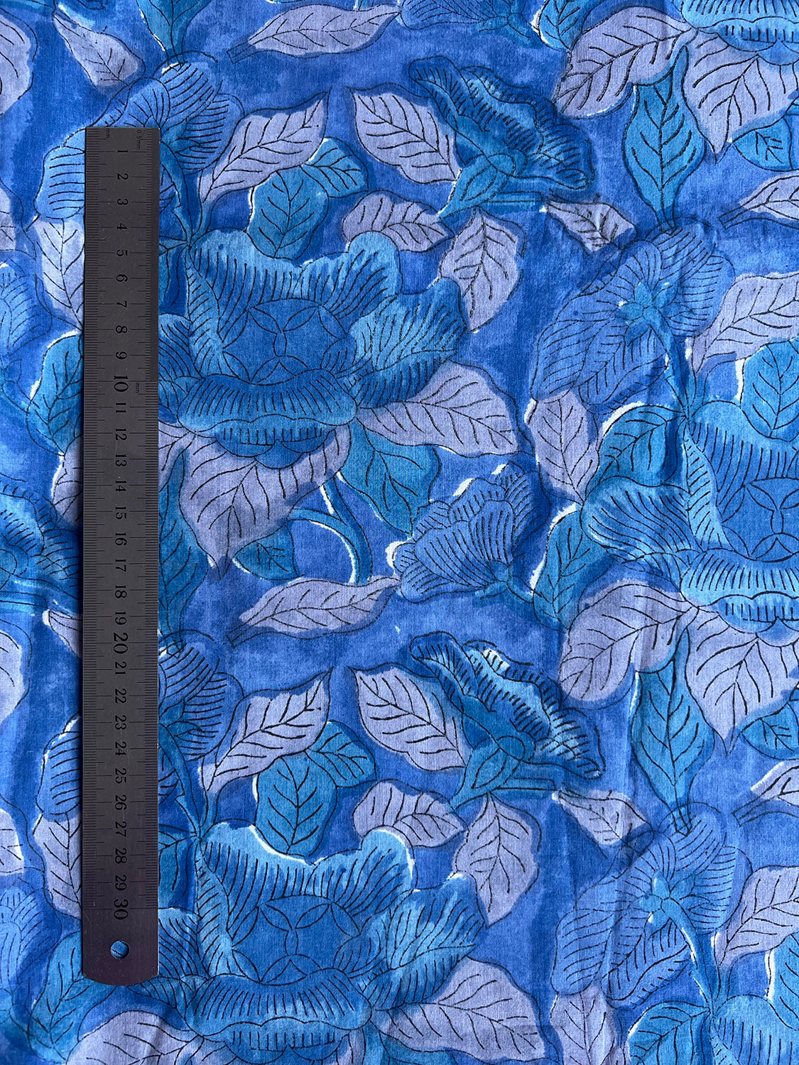 cotton fabric | all the blues & grey large bloom